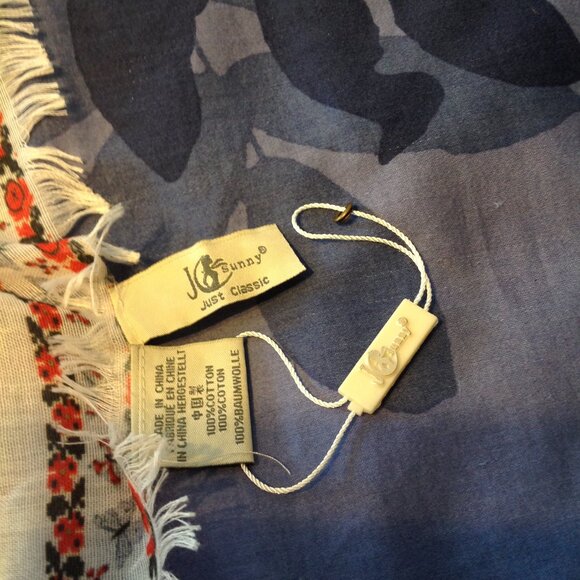 NWOT JC Sunny Floral Flowers Birds Butterflies Fringe Scarf Shawl Wrap - Picture 8 of 10